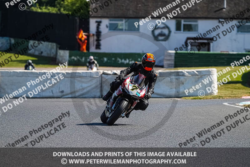 enduro digital images;event digital images;eventdigitalimages;mallory park;mallory park photographs;mallory park trackday;mallory park trackday photographs;no limits trackdays;peter wileman photography;racing digital images;trackday digital images;trackday photos